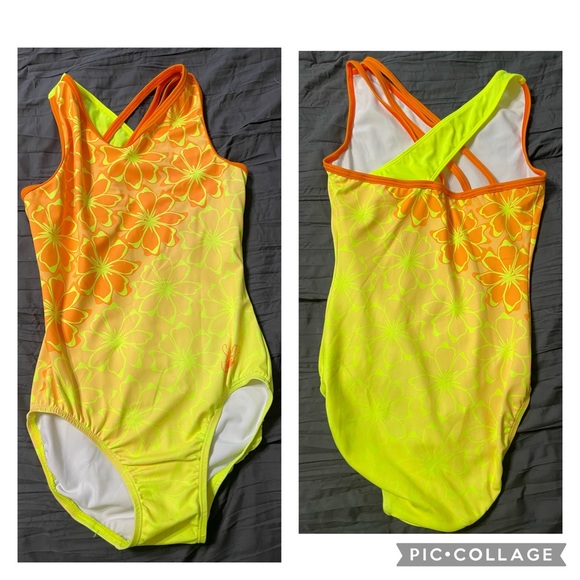 Leotards - Picture 1 of 3